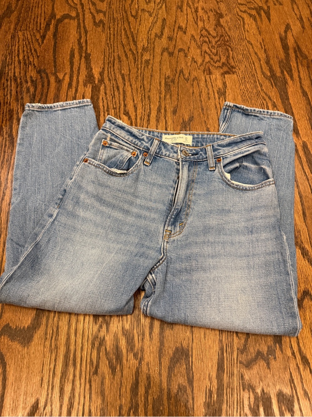 Abercrombie and Fitch Mom High Rise 9 Extra Short